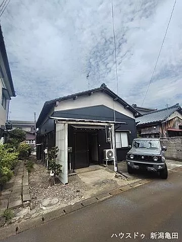 Used single-family home in Inaba 3-chome
