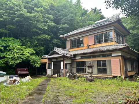 ◇ Spacious land and Showa retro Japanese house - a secret base with infinite possibilities