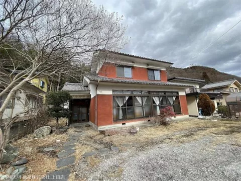 Ueda City, Higashina, two-story building, 4SDK