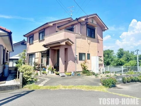 All rooms facing south with good sunlight! A quiet and comfortable living location!