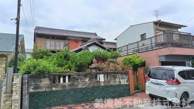 Gifu City, Kanou Asahimachi 2-chome 1-story 9DK