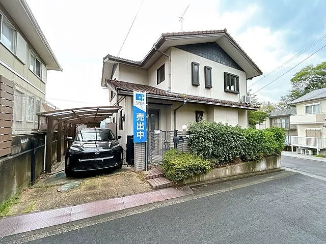 Used single-family home in Kawanoe Town, Shikoku Chuo City