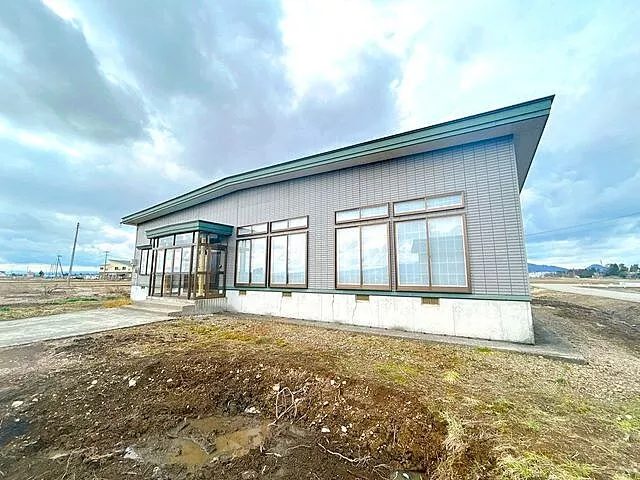 Used single-family home in Rokugo, Misato Town, Senboku County