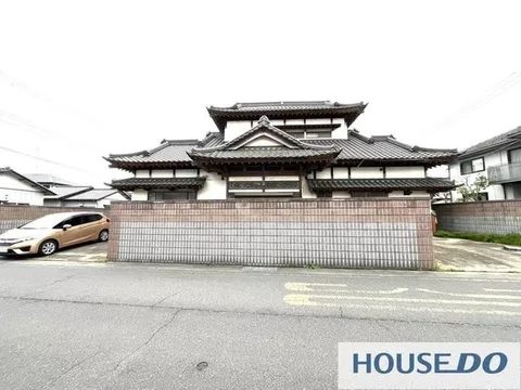 10 minutes by car to the station! 10 minutes on foot to Watarikawa Elementary! Open year-round, so it's okay to see it now♪