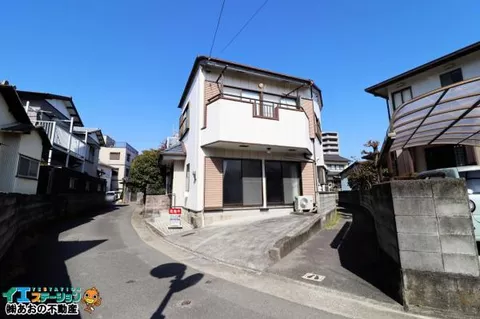 Tokushima City, Minami Showa-cho 4-chome (Awa-Tomita Station) 2-story building 3LDK