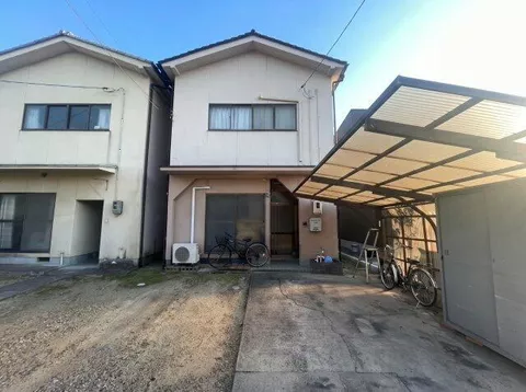 Fukuyama City, Ekiga Town, Oaza Chikuda (Chikuda Station) 2-story building 6LDK