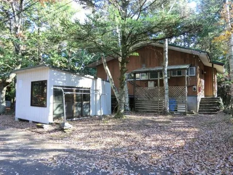 Parking for 3 or more cars, land over 100 tsubo, close to golf course, good ventilation, flat land