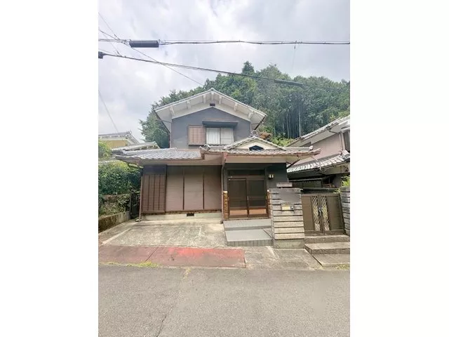 ●About an 8-minute walk to the roadside station "Uda Road Dai-Uda"♪●Recommended for country living♪