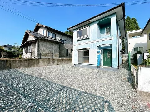 Used single-family home in Ureshino City, Ureshino Town, Oaza Shimonoya