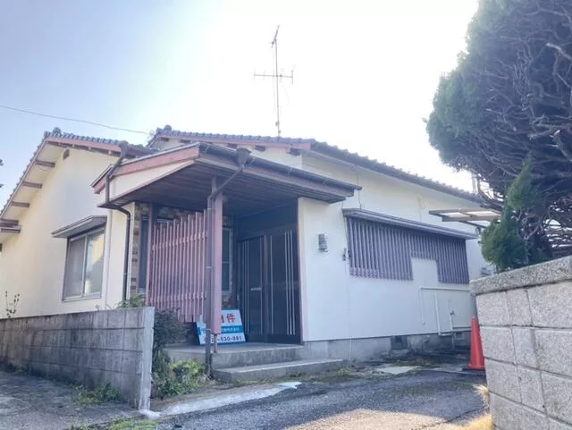 Saga City, Onimaru Town (Saga Station) Single-story building 3DK