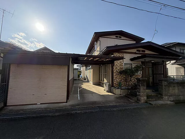 Used single-family home in Yamagata City, 2-chome Nishihara, for sale