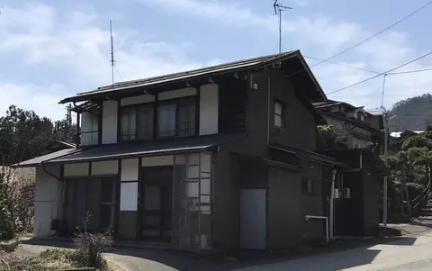 Hida City Kamioka Town Kamazaki (Hida Furukawa Station) 2-story 4DK
