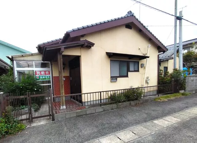 Nakatsu-city, Oaza-Osada （Nakatsu station） Single-storied building, 3DK

3.7 million yen