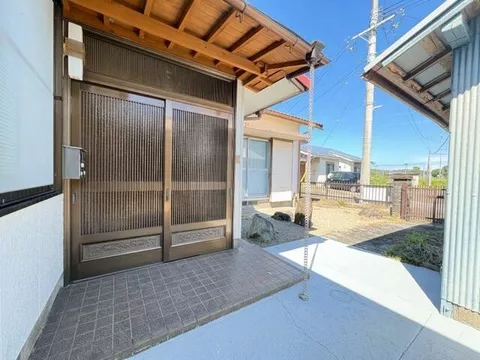 Koyu District, Takana Town, Oaza Kamie (Takana Station) Single-story building 4DK