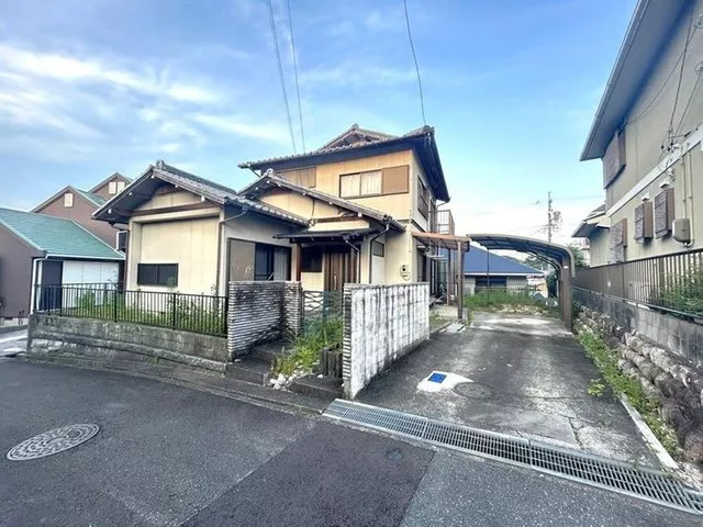 [Open House] Current sale until July 31 / Parking for 2 cars available / Garden space available / Elevated location