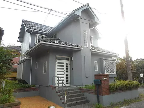 Corner lot! Full renovation completed! Western-style and modern building! Approximately 12 minutes on foot to elementary school!