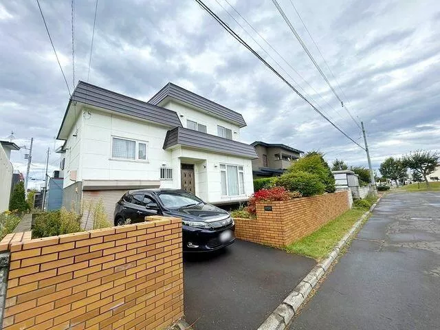 Ishikari City, Hanakawa Kita 1-jo 3-chome (Shinoro Station) 2-story building 4LDK