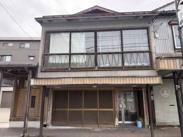 Nagaoka City, Yachi 1-chome (Mitsuke Station), 2-story, 5DK