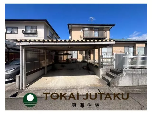 Spacious garden! Enjoy BBQs and gardening! ♪ ◇ 4 minutes on foot from "Nizaka" Station!