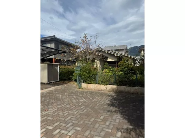 【Price Revision】◆7DK・Land area 97 tsubo◆Good sunlight, ideal for home gardening
