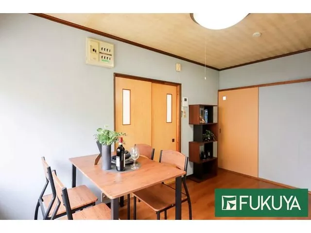 ◇Currently vacant!◆Good sunlight and ventilation due to corner lot!◇Within a 10-minute walk to elementary school!
