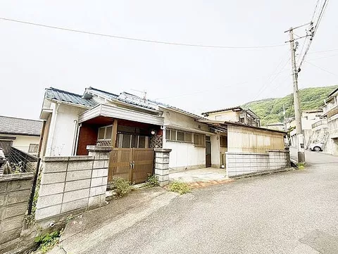 Used single-family home Itosaki 4-chome, income-generating single-family home