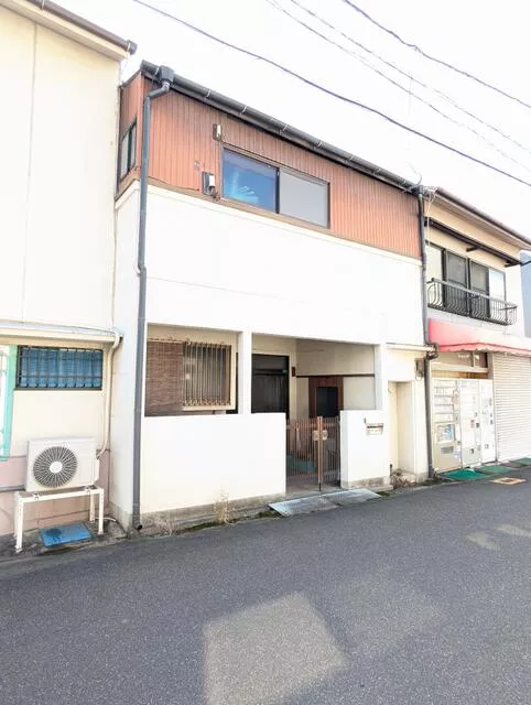 Takamatsu City, Taga Town 3-chome (Hanazono Station) 2-story building 3SK