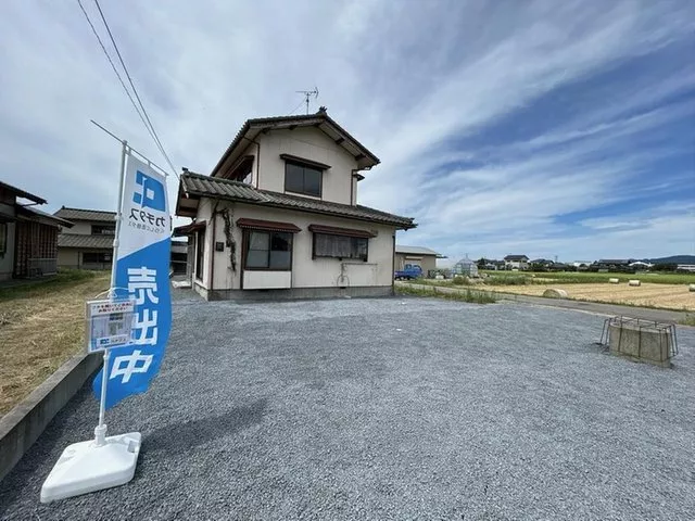 [Open House] [Exterior construction in progress] Parking for 3 cars / 6DK / Approximately 650 m to Kanbayashi Iwafune Port IC