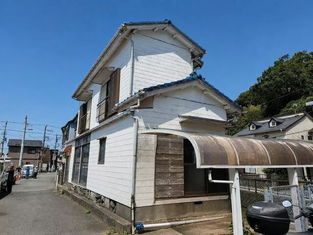 Yokosuka City, Nagasaka 2-chome (Kinugasa Station) 2-story 3LDK
