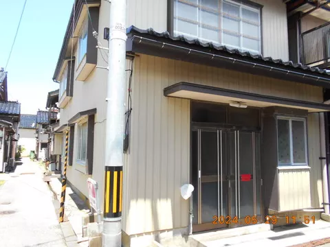 Kurikawa City, Ikiji Amida-do (Ikiji Station) 2-story 5K