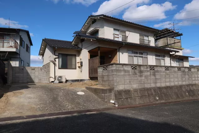Asakuchi City, Kamogata Town, Kamogata (Kamogata Station) 2-story building 6SLDK