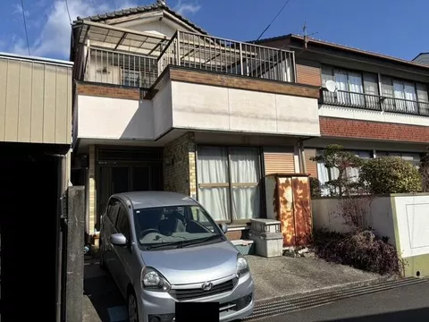 3-chome, Azeno Nishi-machi, Kochi City (Azeno Station) 2-story building 4K