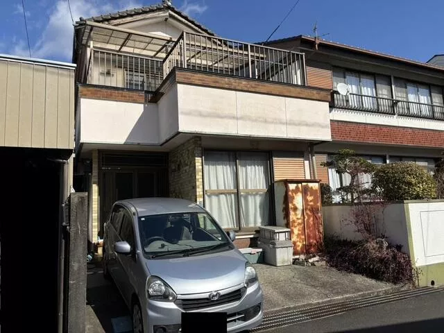 3-chome, Azeno Nishi-machi, Kochi City (Azeno Station) 2-story building 4K