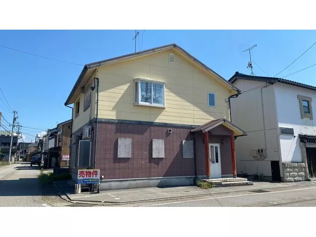 Nyūzen (Nyūzen Station) 2,980,000 yen