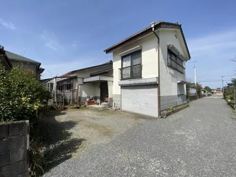 Miyakonojo City, Hayasuzumachi (Nishitokujō Station) 2-story 6DK