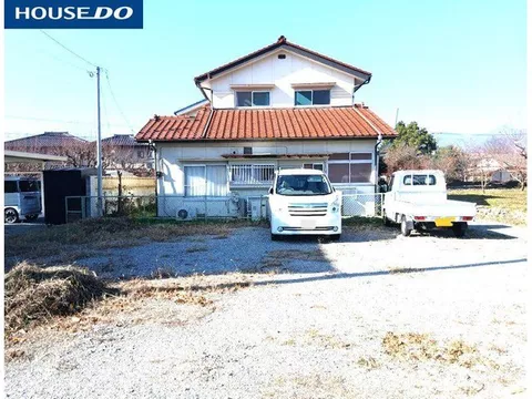 〇 Spacious 6DK used house! 〇 Parking for 2 cars possible! 〇 Rich surrounding environment♪