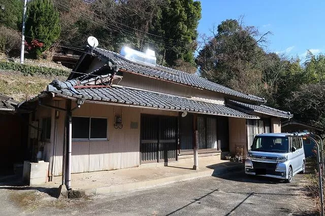 Oita City, Oita Prefecture (Garuki Station) 5DK, single story house

4,000,000 yen