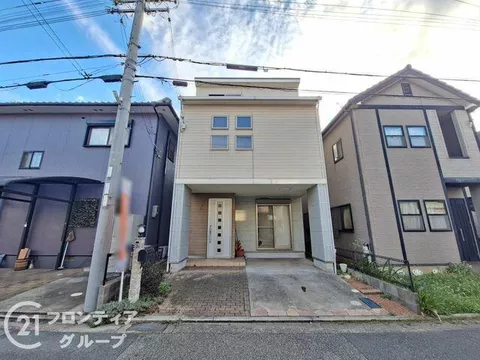 Kakogawa City, Onoue Town, Kutsuzato (Hamanomiya Station) 2-story 4LDK