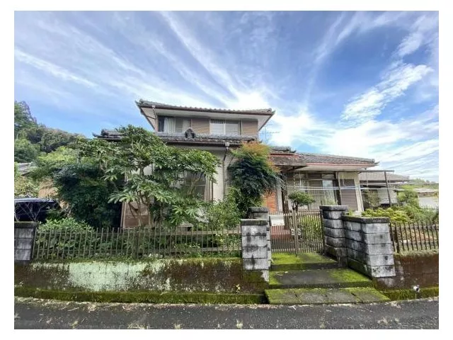 Northwest (Nishi Kobayashi Station) 3,480,000 yen