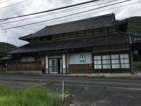 Aki Takada City Misato Town Hongō 1-story 10DK