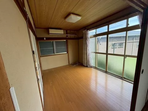1 minute on foot to A-Coop, with a view of Sakurajima, available for immediate handover. Please come for a viewing. - Image 2