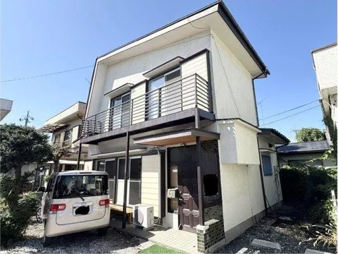 This property has been renovated internally