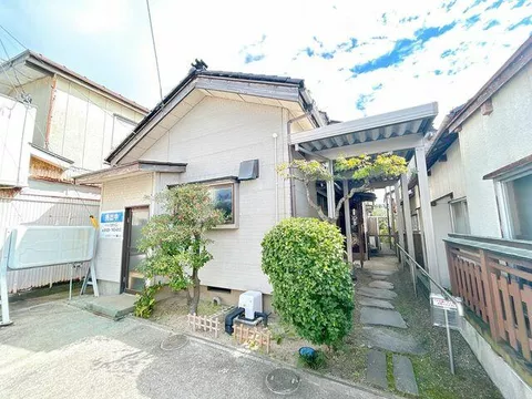 Sakata City, Onarimachi (Sakata Station), 2-story, 5SDK