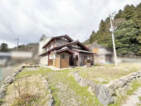 Nagahama City, Nose Town (Nagahama Station) 2-story 4DK