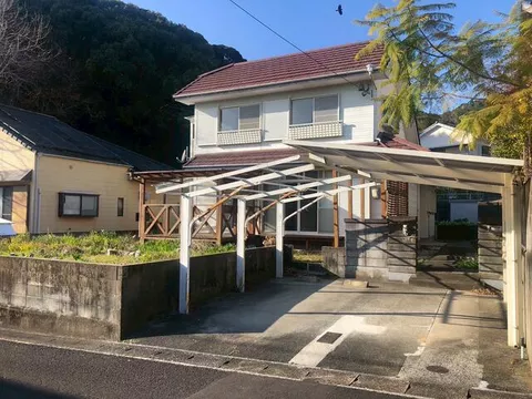 Nobeoka City, Dotoromachi 5-chome (Dotoru Station) Two-story building 4DK