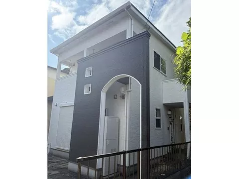 Available for viewing at any time due to vacant rooms. Renovation work and other consultations are possible.