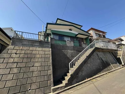 Yokosuka City, Higashi-Ittemi-cho 4-chome (Ittemi Station) 2-story building 3DK
