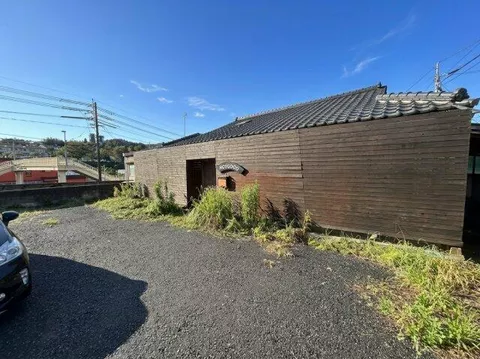 [Open House] Current sale until July 20 / Parking for 2 cars available / Garden space available