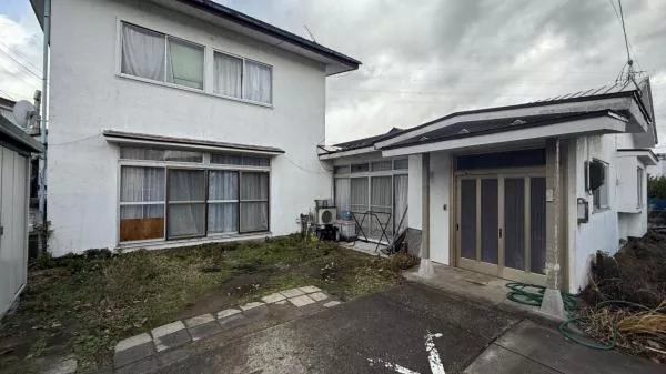 Akita City, Shōgunyō Minami 3-chōme (Tsuchizaki Station) 2-story building 5LDK