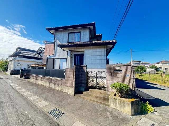 Newly under renovation!! Custom-built house by Ichijo Komuten!